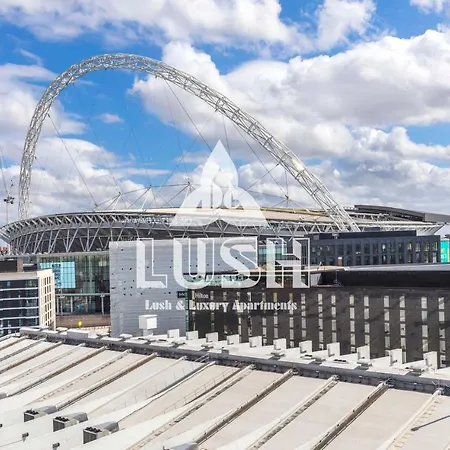 Modern, Stylish Penthouse Apartment Next To Wembley Stadium!